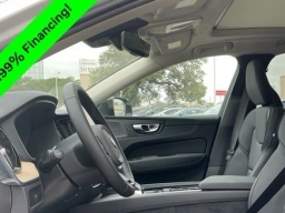 Volvo XC60 Plus B5 AWD 2026
