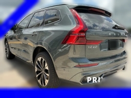 Volvo XC60 Plus B5 AWD 2026