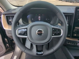 Volvo XC60 Plus B5 AWD 2026