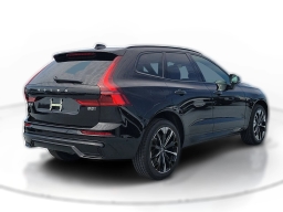 Volvo XC60 Plus B5 AWD 2026