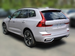 Volvo XC60 Plus B5 AWD 2026