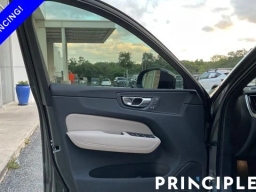 Volvo XC60 Plus B5 AWD 2026