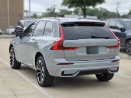 Volvo XC60 Plus B5 AWD 2026