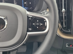 Volvo XC60 Plus B5 AWD 2026