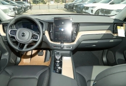 Volvo XC60 Plus B5 AWD 2026