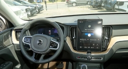 Volvo XC60 Plus B5 AWD 2026