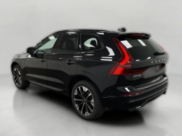 Volvo XC60 Plus B5 AWD 2026