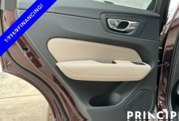 Volvo XC60 Plus B5 AWD 2026
