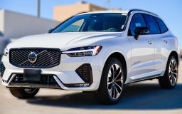 Volvo XC60 Plus B5 AWD 2026