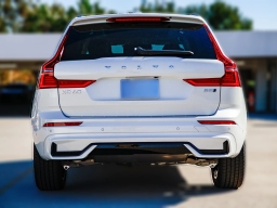 Volvo XC60 Plus B5 AWD 2026