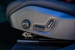 Volvo XC60 Plus B5 AWD 2026