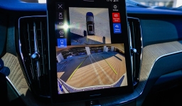 Volvo XC60 Plus B5 AWD 2026