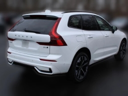 Volvo XC60 Plus B5 AWD 2026