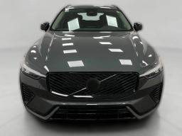 Volvo XC60 Plus B5 AWD 2026