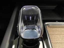 Volvo XC60 Plus B5 AWD 2026