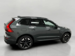 Volvo XC60 Plus B5 AWD 2026
