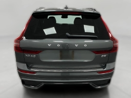 Volvo XC60 Plus B5 AWD 2026