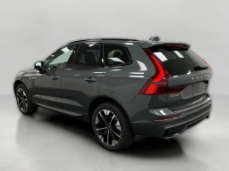Volvo XC60 Plus B5 AWD 2026