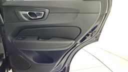 Volvo XC60 Plus B5 AWD 2026