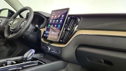 Volvo XC60 Plus B5 AWD 2026