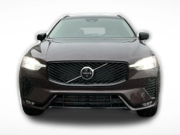 Volvo XC60 Plus B5 AWD 2026