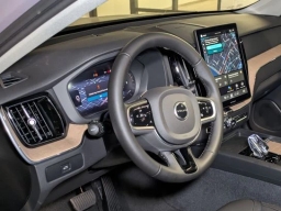Volvo XC60 Plus B5 AWD 2026