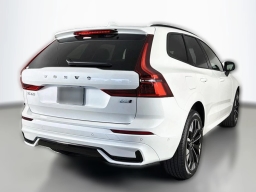 Volvo XC60 Plus B5 AWD 2026