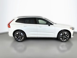 Volvo XC60 Plus B5 AWD 2026