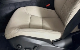 Volvo XC60 Plus B5 AWD 2026