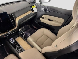 Volvo XC60 Plus B5 AWD 2026