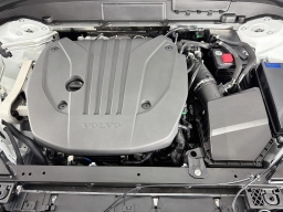 Volvo XC60 Plus B5 AWD 2026