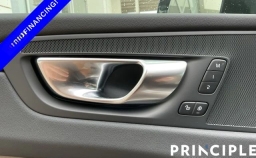 Volvo XC60 Plus B5 AWD 2026