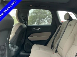 Volvo XC60 Plus B5 AWD 2026