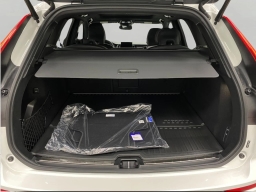 Volvo XC60 Ultra Black Edition B5 AWD 2026