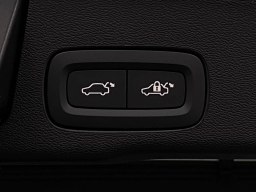 Volvo XC60 Ultra Black Edition B5 AWD 2026