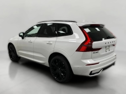 Volvo XC60 Ultra Black Edition B5 AWD 2026