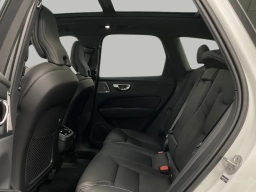 Volvo XC60 Ultra Black Edition B5 AWD 2026