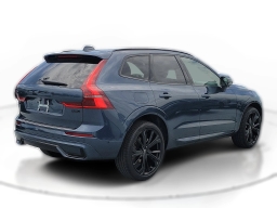 Volvo XC60 Ultra Black Edition B5 AWD 2026