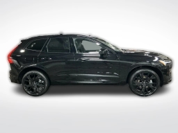 Volvo XC60 Ultra Black Edition B5 AWD 2026