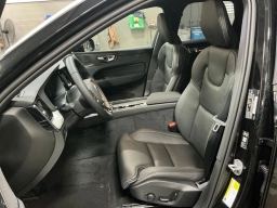 Volvo XC60 Ultra Black Edition B5 AWD 2026