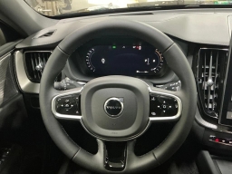 Volvo XC60 Ultra Black Edition B5 AWD 2026