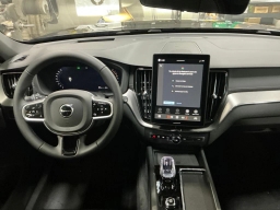 Volvo XC60 Ultra Black Edition B5 AWD 2026