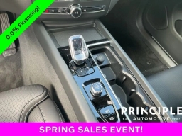 Volvo XC60 Ultra Black Edition B5 AWD 2026
