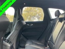 Volvo XC60 Ultra Black Edition B5 AWD 2026