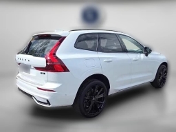 Volvo XC60 Ultra Black Edition B5 AWD 2026