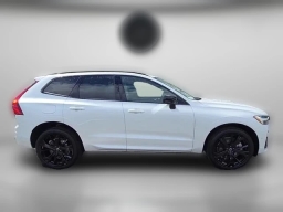 Volvo XC60 Ultra Black Edition B5 AWD 2026