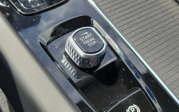 Volvo XC60 Ultra Black Edition B5 AWD 2026