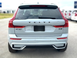 Volvo XC60 Ultra Black Edition B5 AWD 2026