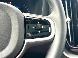Volvo XC60 Ultra Black Edition B5 AWD 2026