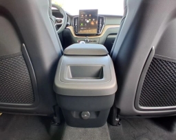 Volvo XC60 Core B5 AWD 2026